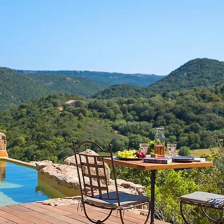 Tivarello Sleeps 2 Pool Air Con Wifi Villa